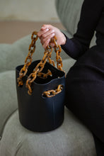 Load image into Gallery viewer, The Bucket - Onyx